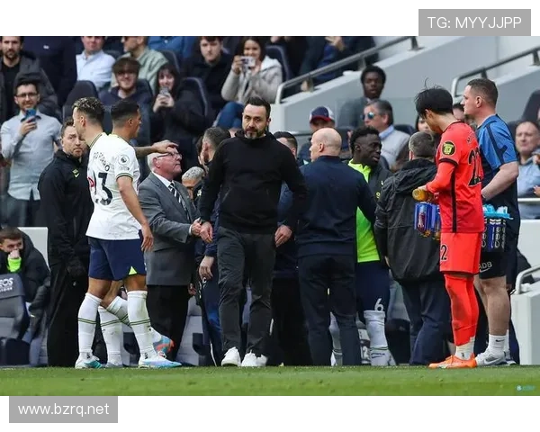 英媒称德泽尔比助力哈维西蒙斯等球员提升